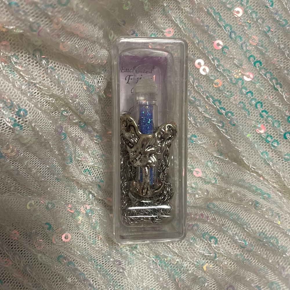 Fairy Necklace with tube of blue glitter 🧚‍♀️💙